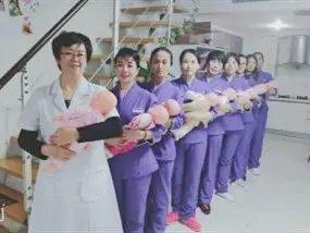 专业金牌月嫂 育婴师 保姆 护工 产后护理 伺候月子 伺候产妇